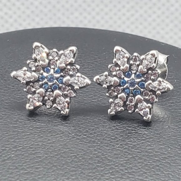 925 Silver Snowflake Blue and Clear CZ Stud Earrings - Picture 5 of 12